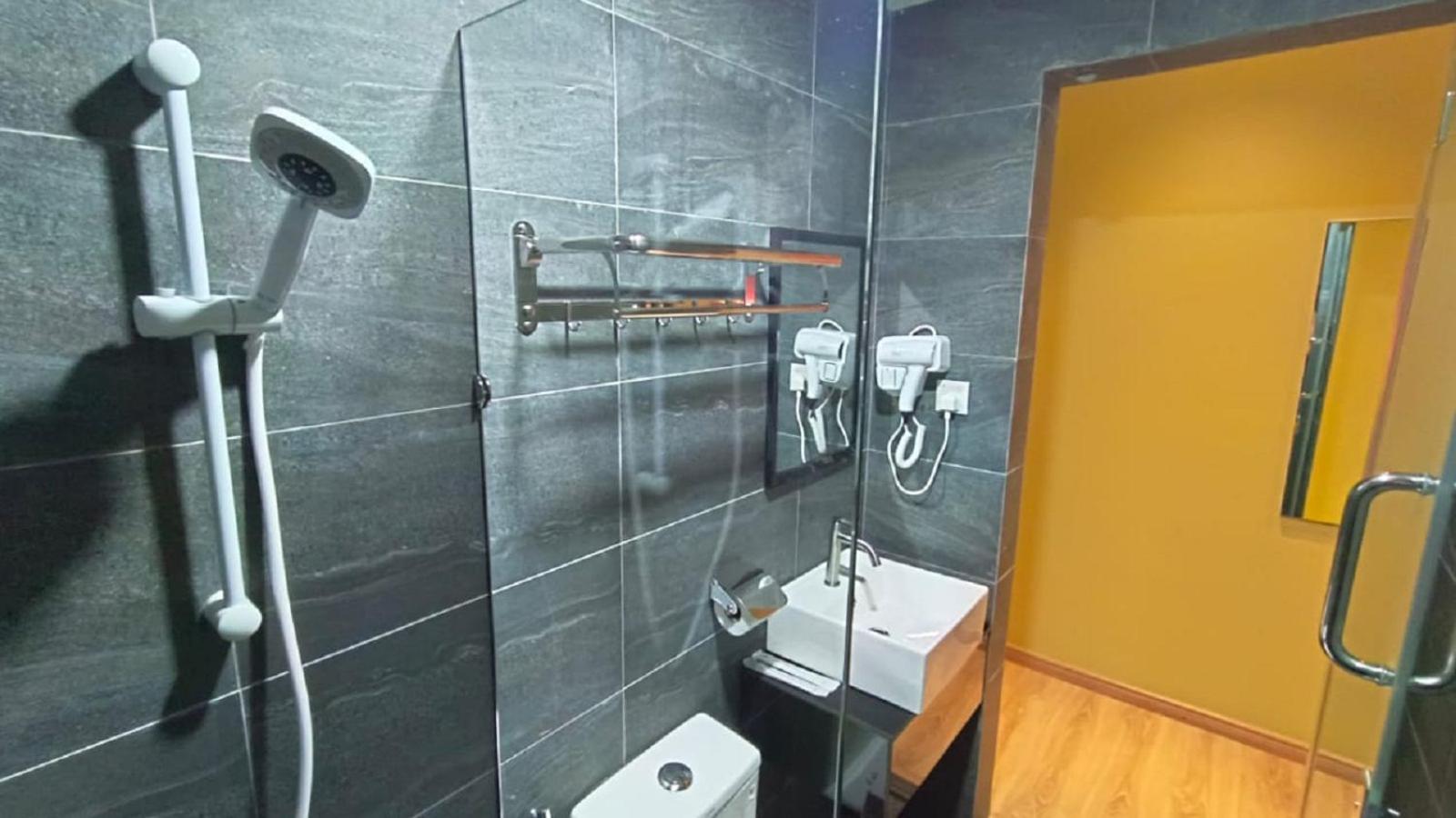 Yee Hotel Permas Jaya Johor Bahru Eksteriør billede